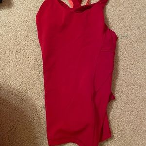 Lululemon tank